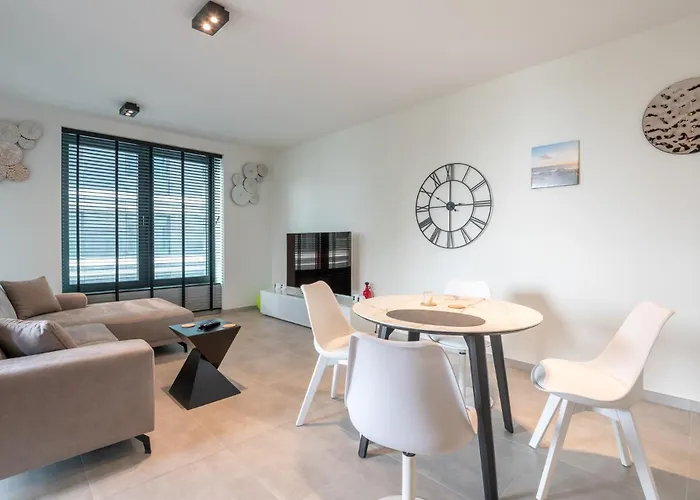 Marvelous And Luxurious Apartment With Parking